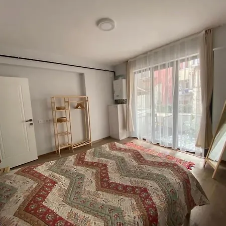 Central 1br With Balcony In A New Building * Istambul